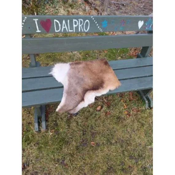 Sitteunderlag av hjort